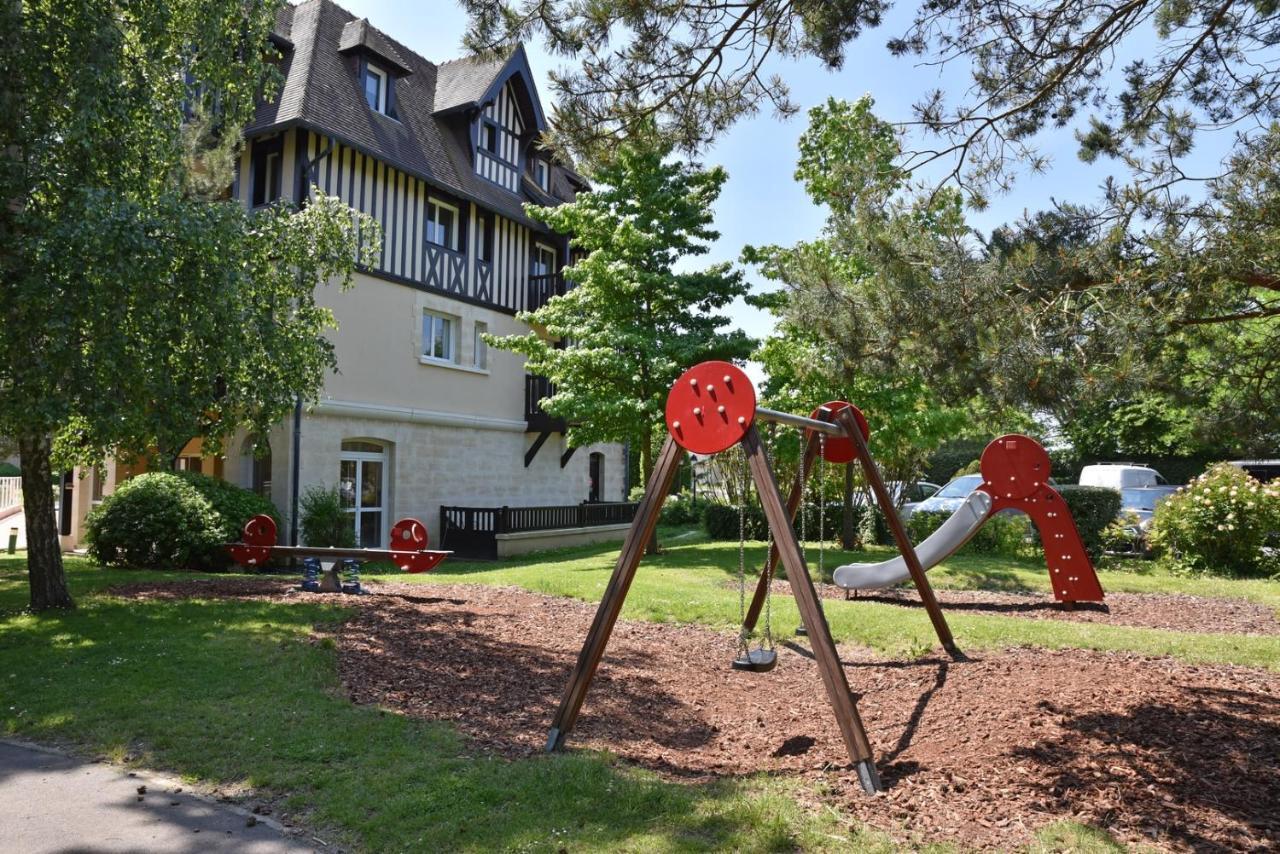 Tres Bel Appartement 8 Personnes Wifi Offert Deauville Kültér fotó
